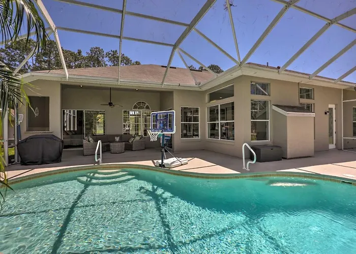 Upscale Palm Coast Home W/ Pool: 7 Mi To Beaches!