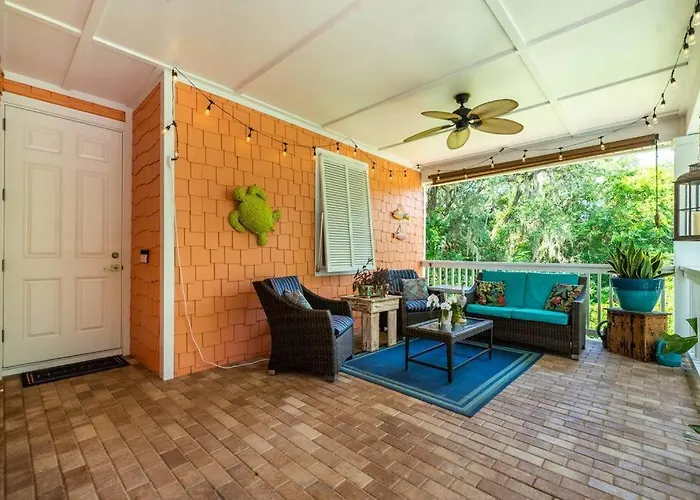 The Coral Cabana