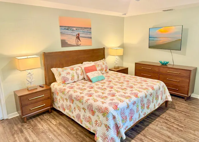 Coreys Coastal Beach Getaway